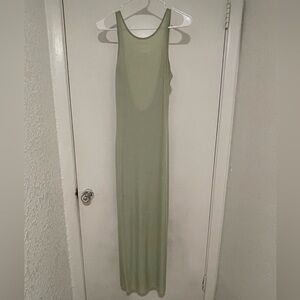 Green Sleeveless Scoop Neck Sheath Maxi Dress